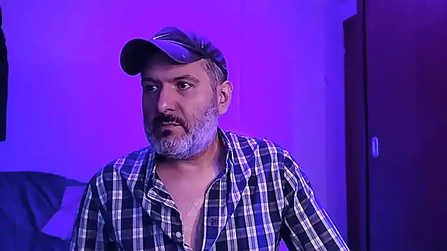 BushBator online show from November 14, 5:10 am