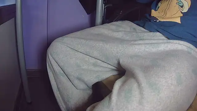 vladimirput4 online show from February 22, 2:59 pm