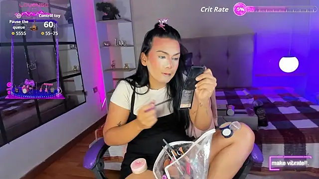 Snapshot of yossi_peach_cute chatting on October 3, 8:47 pm yossi peach cute online show from October 3, 8:47 pm