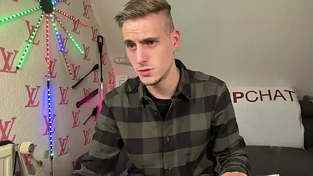 Cookieboy88 online show from February 13, 7:08 pm