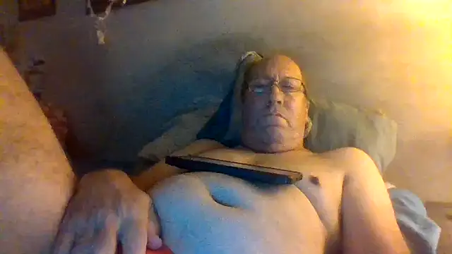 hornyrich69 online show from February 24, 7:09 am