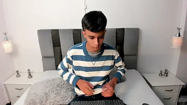 dikey 62 online show from January 15, 7:55 pm