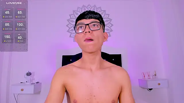 CodyTwink online show from March 2, 4:47 pm