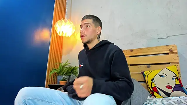 french sexx online show from December 13, 1:26 am