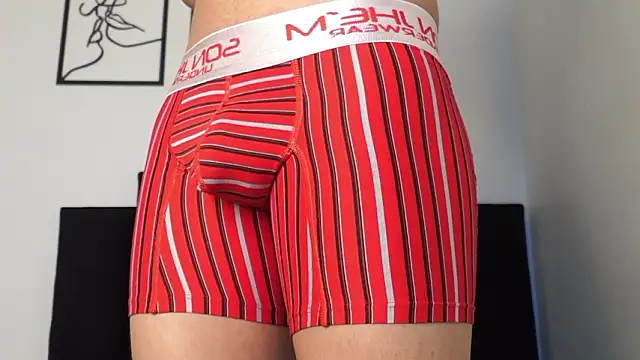 MarcoAlexLatino online show from February 12, 3:34 am