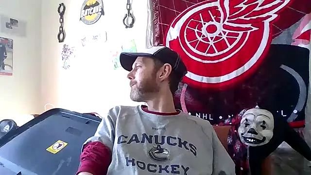 mellothebreeze online show from February 25, 8:09 pm