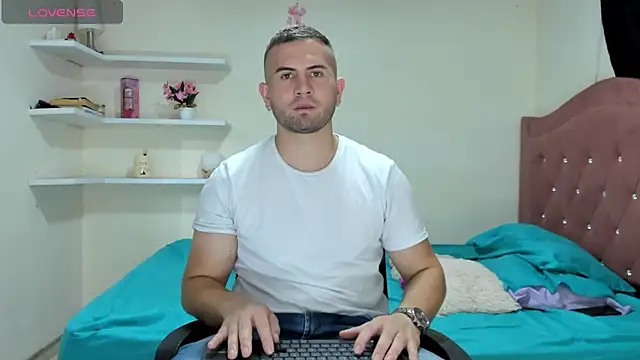 waynehoney online show from December 31, 9:39 pm
