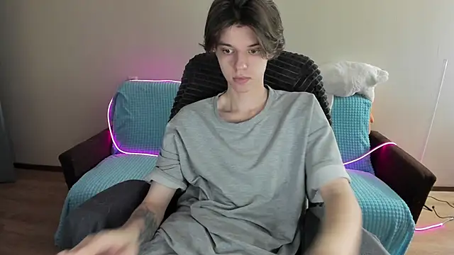 Snapshot of Liam_sexy1 chatting on February 1, 1:09 pm Liam sexy1 online show from February 1, 1:09 pm