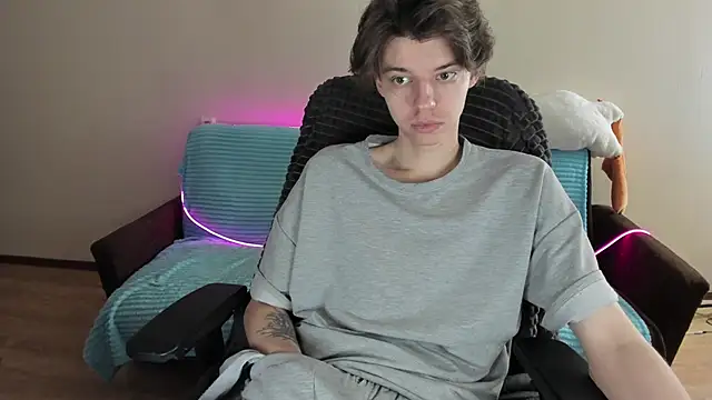 Snapshot of Liam_sexy1 chatting on January 21, 8:33 am Liam sexy1 online show from January 21, 8:33 am