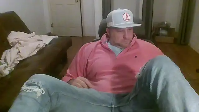 poundyouout69 online show from February 14, 4:07 am