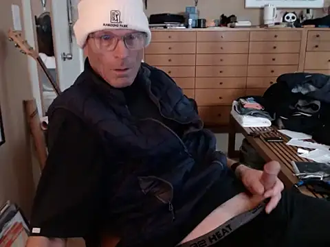 Richard Dixon online show from February 26, 6:32 pm