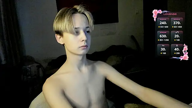 Vampirella GS online show from March 19, 4:32 pm