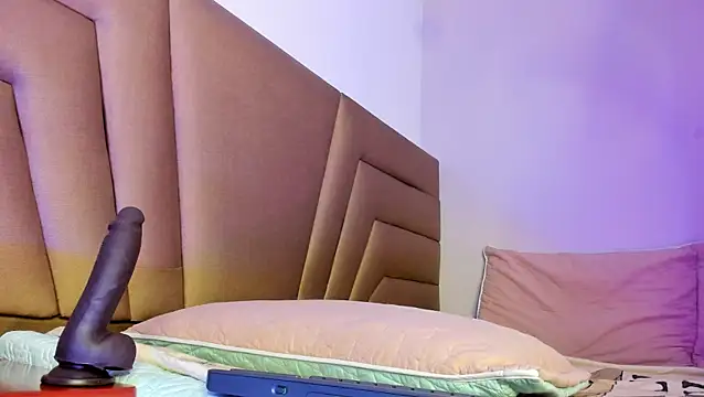 Samuel Matthew online show from December 3, 5:19 am