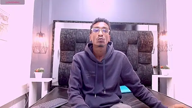 Jose Smoke online show from January 18, 3:35 am