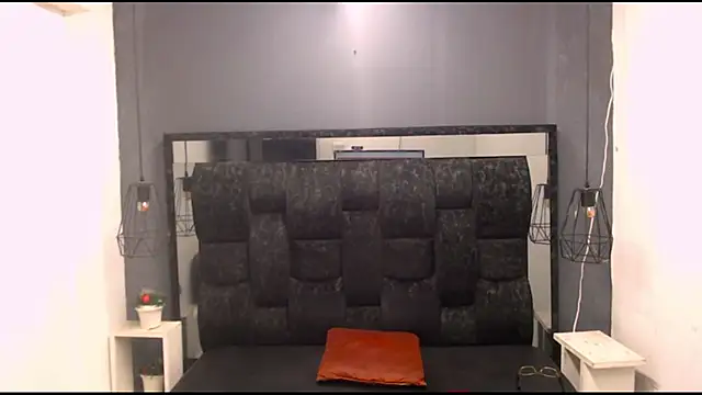 Jose Smoke online show from September 13, 3:40 am