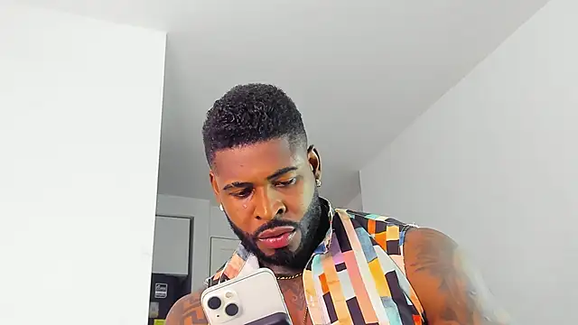 Makonneen online show from November 1, 3:21 am