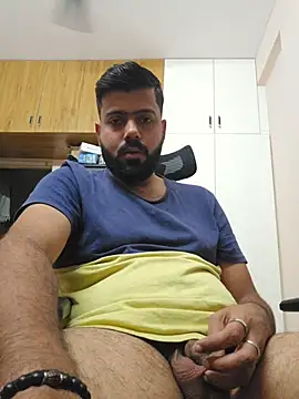 Hornie small Dick01 online show from February 20, 12:40 pm