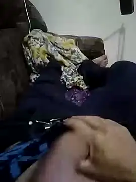 viciadoemsexo10 online show from November 6, 7:00 am