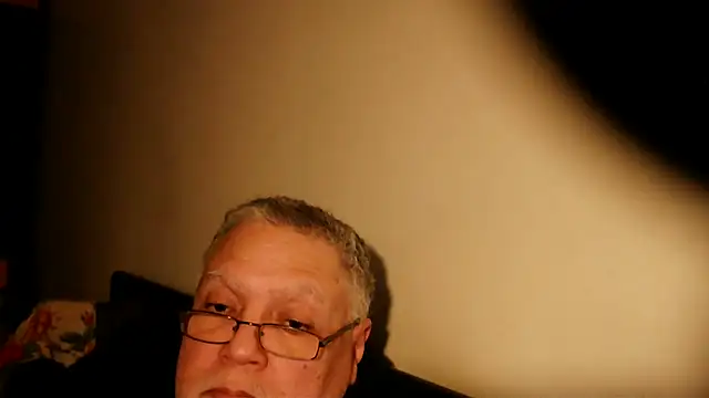 100Tauros online show from March 6, 7:43 pm