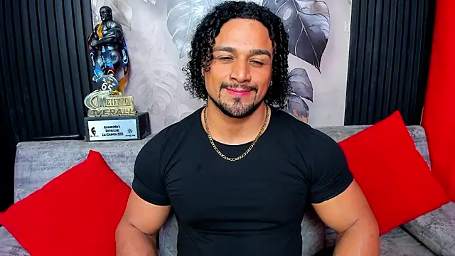 MikeEstevess online show from March 2, 1:38 am