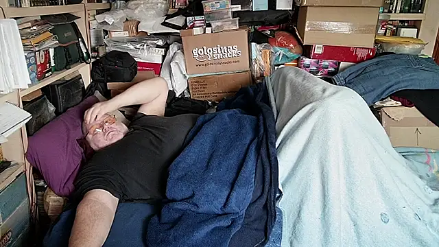 hadeszeuss2 online show from February 7, 3:07 pm