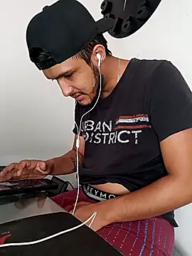 mosmar 20 online show from April 1, 7:44 pm