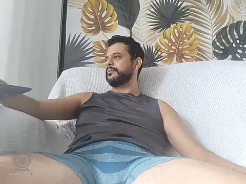 HornyBeachBoyBR online show from January 31, 1:34 pm