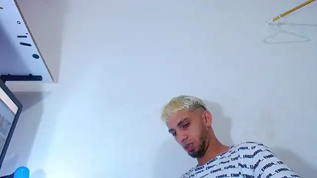 Gregory hard online show from September 26, 12:30 am