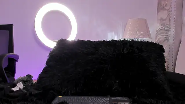 Kev jenner online show from September 20, 8:09 pm