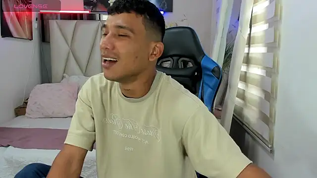 Backsex boy online show from January 11, 2:58 pm