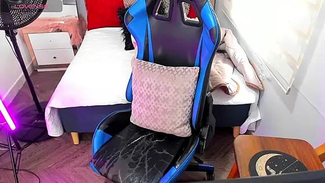 Backsex boy online show from October 23, 4:54 pm