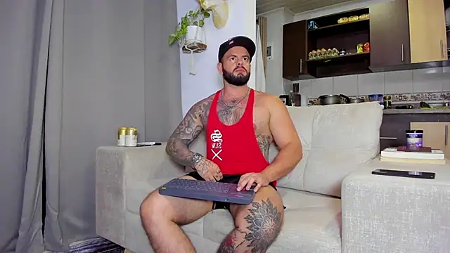 Johnnygrayson1 online show from December 9, 11:41 pm