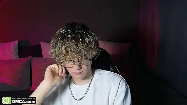 Keytaro online show from March 14, 11:56 pm