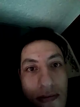 Snapshot of alexmoragomez chatting on February 20, 7:19 pm alexmoragomez online show from February 20, 7:19 pm