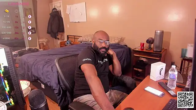 MrChuckDailyXXX online show from December 11, 5:12 am