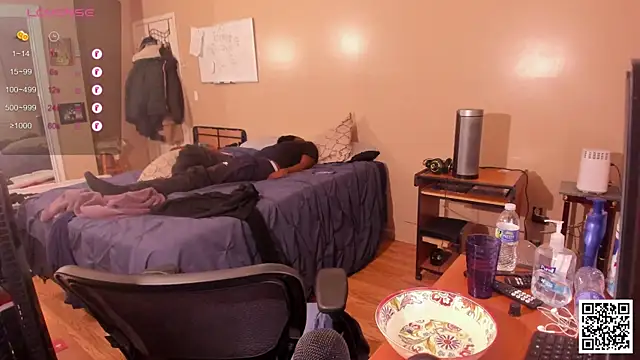 MrChuckDailyXXX online show from December 8, 2:39 am