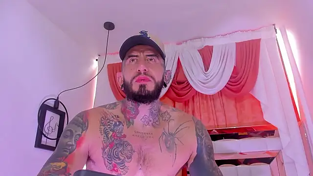 dilan scootk  online show from March 10, 7:31 pm