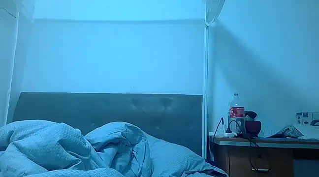 kisstoyousoon2024 online show from March 17, 5:12 am