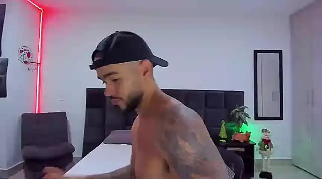 Alexander Martines online show from December 29, 12:30 am