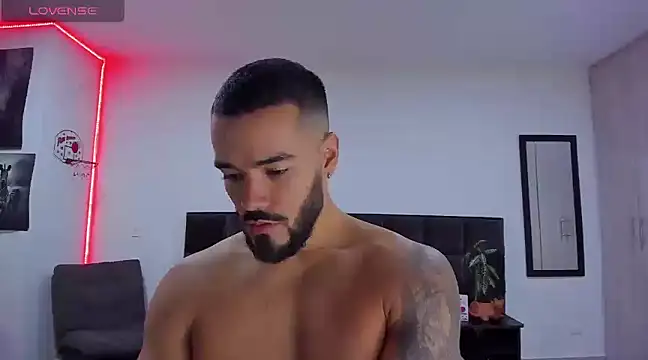 Alexander Martines online show from February 8, 11:24 pm