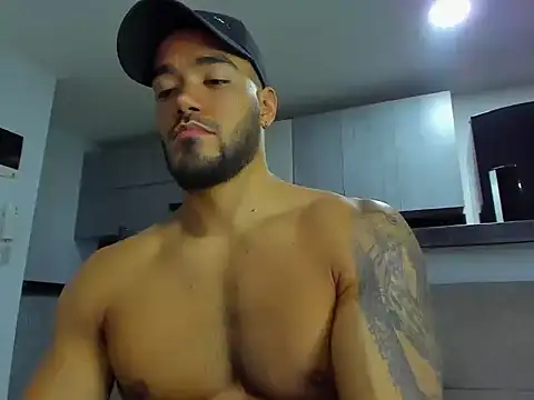 Alexander Martines online show from September 28, 3:04 am