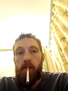 Snapshot of otterlover123 chatting on February 8, 9:25 pm otterlover123 online show from February 8, 9:25 pm