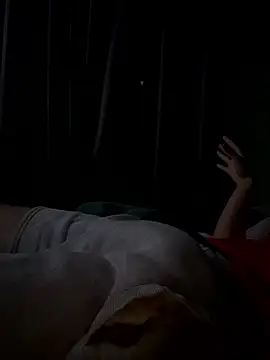 MephiticBermudas online show from January 8, 6:51 am