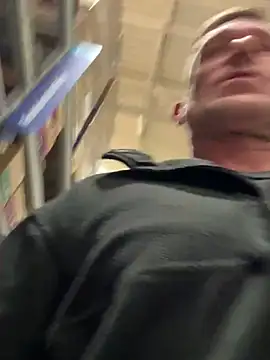 Snapshot of Pegasus0401 chatting on December 12, 3:48 pm Pegasus0401 online show from December 12, 3:48 pm