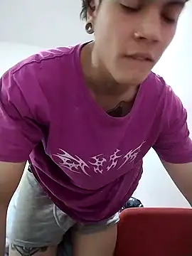 Xtrem3HARDxxx online show from December 5, 4:42 am