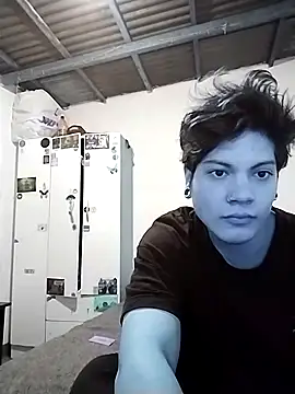 Xtrem3HARDxxx online show from March 12, 2:31 am