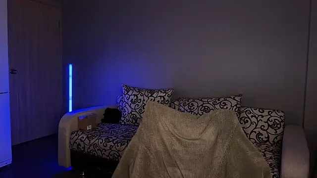 anahori  simon online show from March 15, 3:29 am