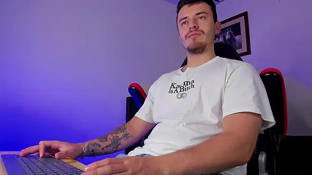 james connor2 online show from January 19, 2:28 pm