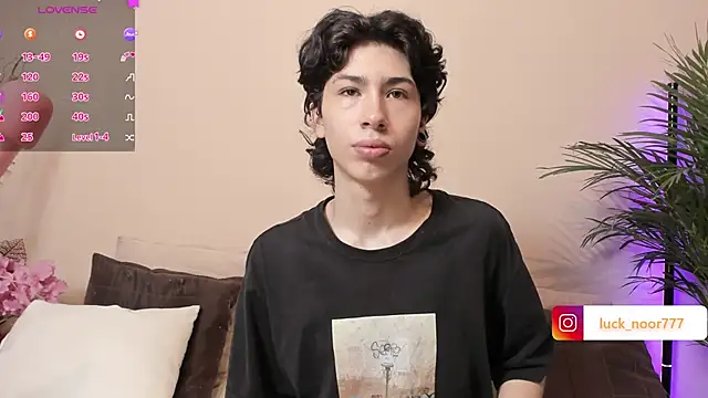 luck noor7 online show from January 4, 4:22 pm