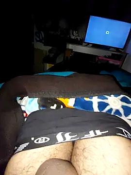 slawlargo01 online show from March 9, 7:24 am